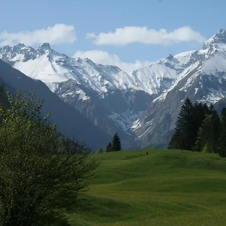 Han/Misafirhane Berggasthof Riefenkopf Oberstdorf