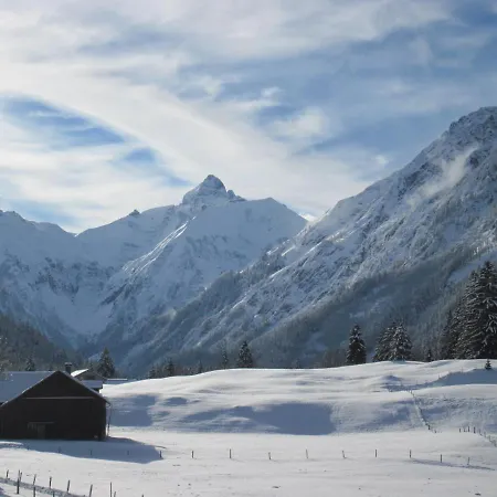 Han/Misafirhane Berggasthof Riefenkopf Oberstdorf