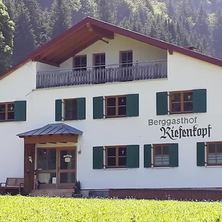 Han/Misafirhane Berggasthof Riefenkopf